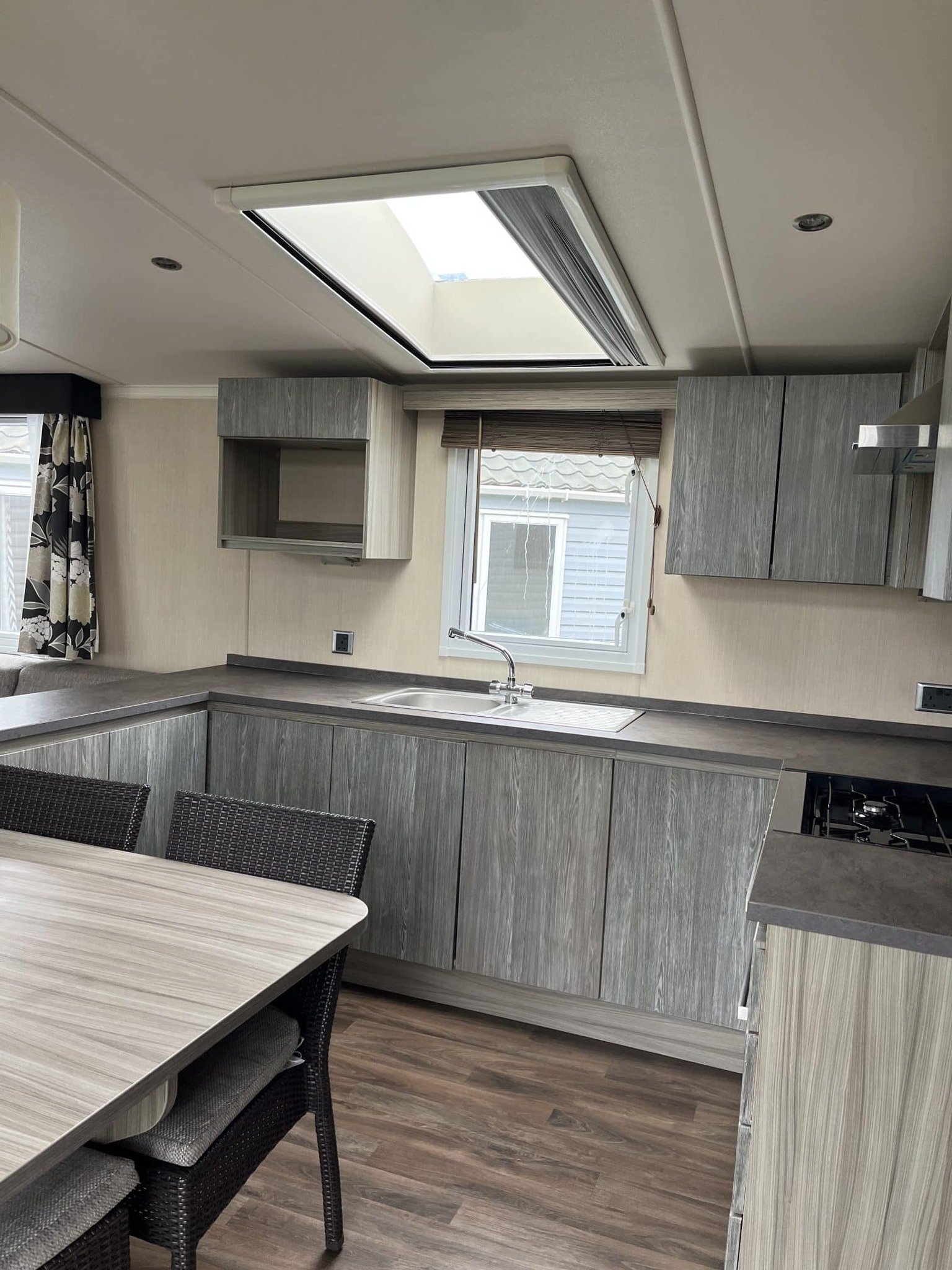 Swift Auvergne – Élégance & Confort Contemporain – Image 15