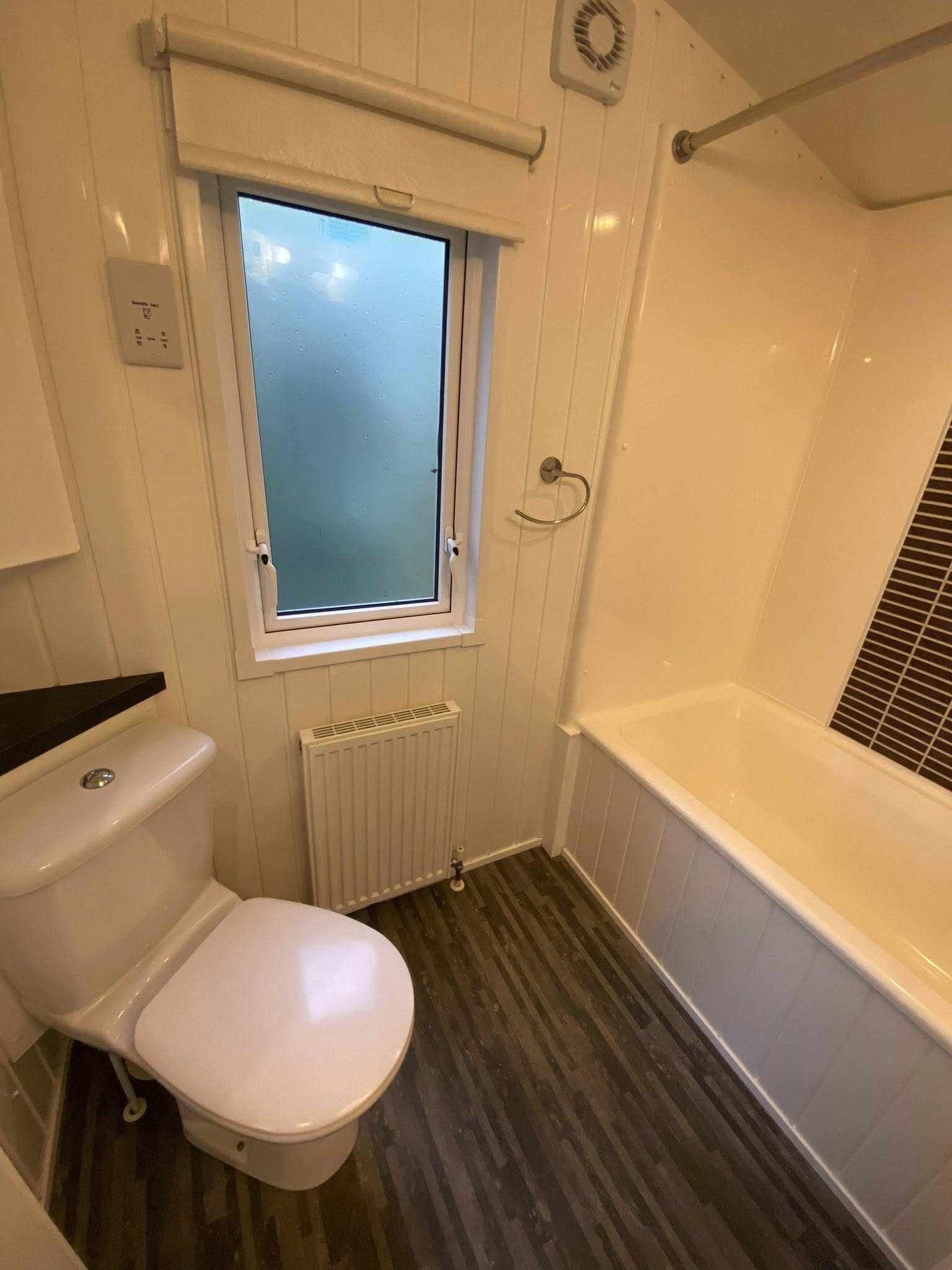 Willerby The Vision – Mobil-home 2 chambres 43x13, pack hiver, chauffage central, double vitrage – Image 16