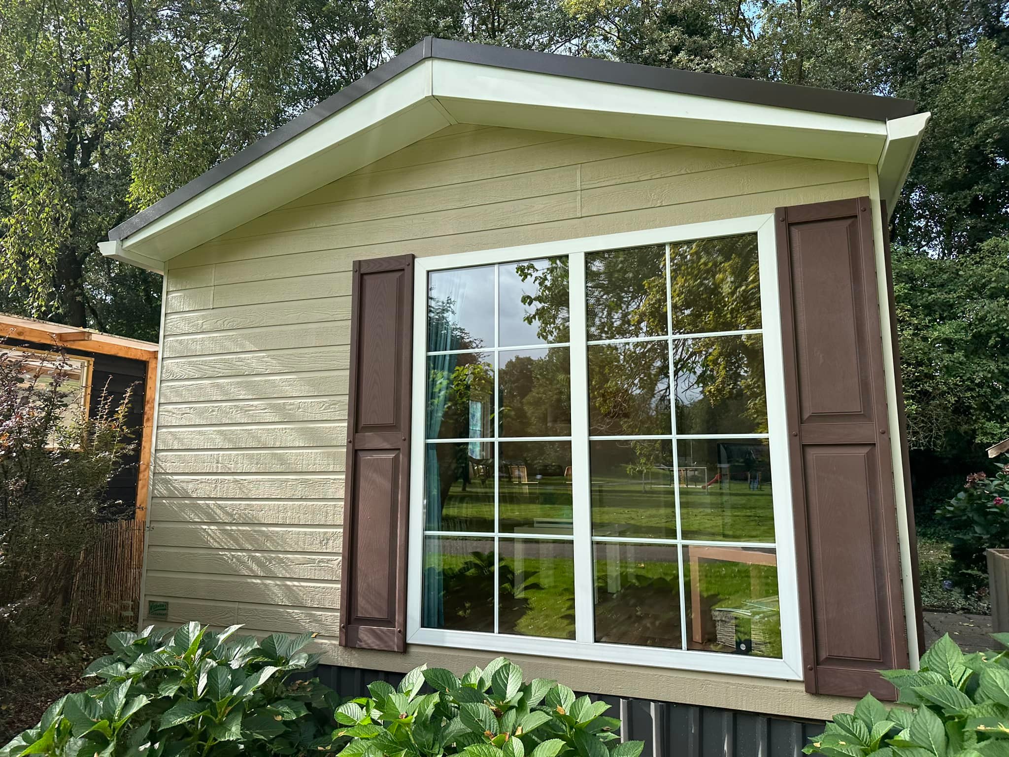 Chalet Arcabo Orlando – 11x4 m – 2 chambres – Isolation hiver – Cuisine équipée – Image 22