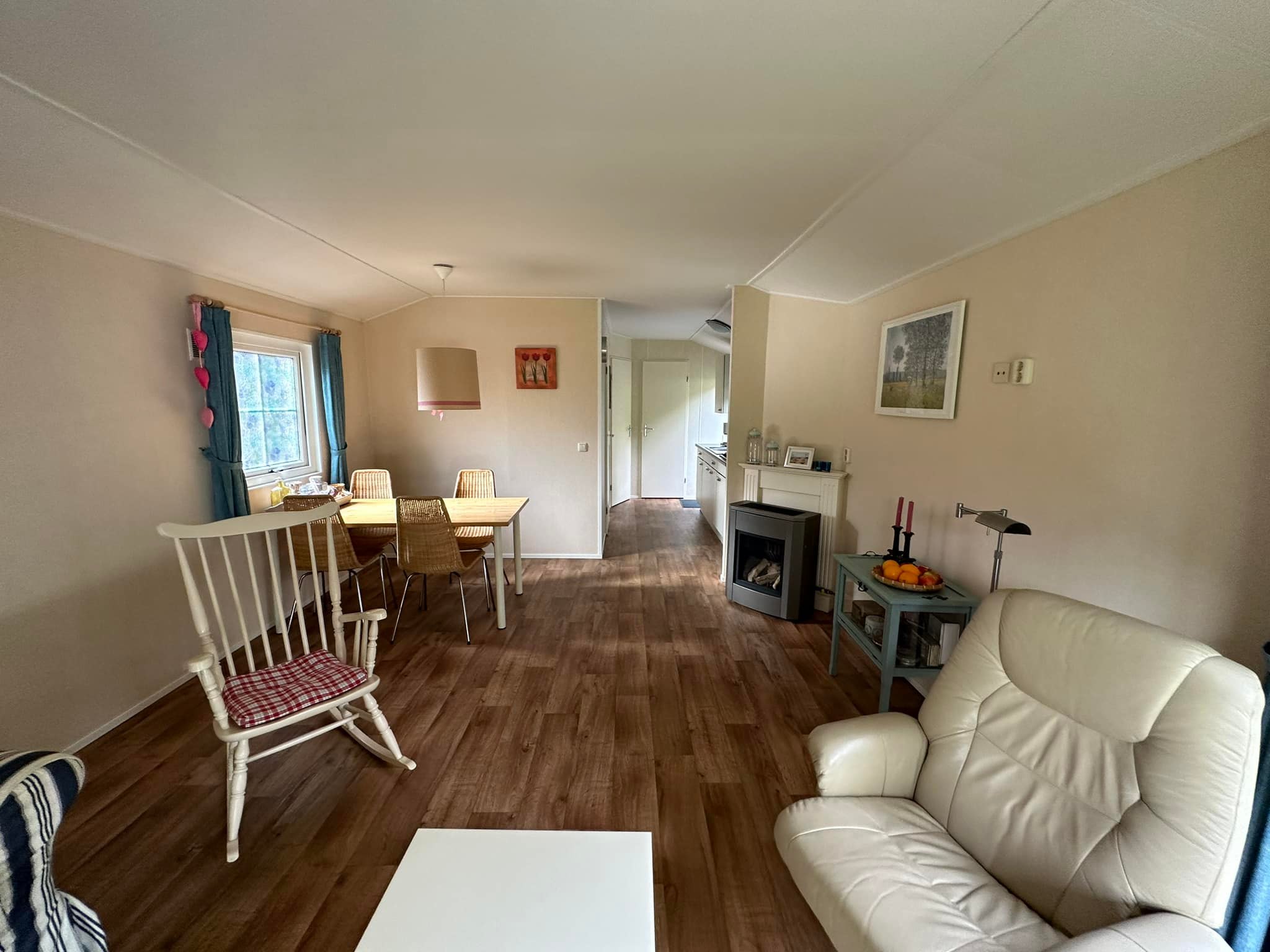 Chalet Arcabo Orlando – 11x4 m – 2 chambres – Isolation hiver – Cuisine équipée – Image 2