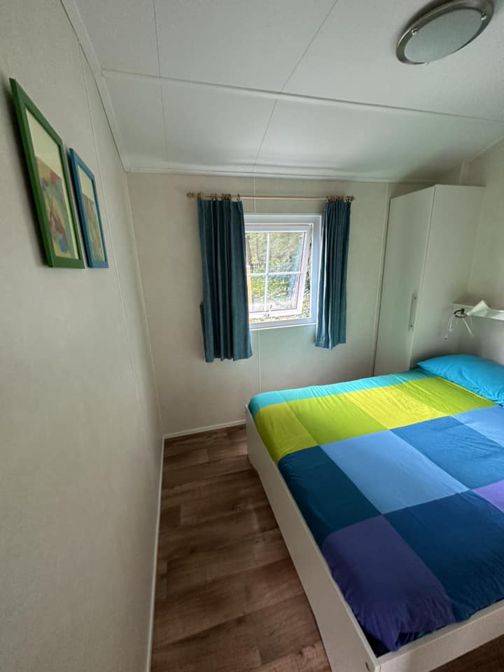 Chalet Arcabo Orlando – 11x4 m – 2 chambres – Isolation hiver – Cuisine équipée – Image 8