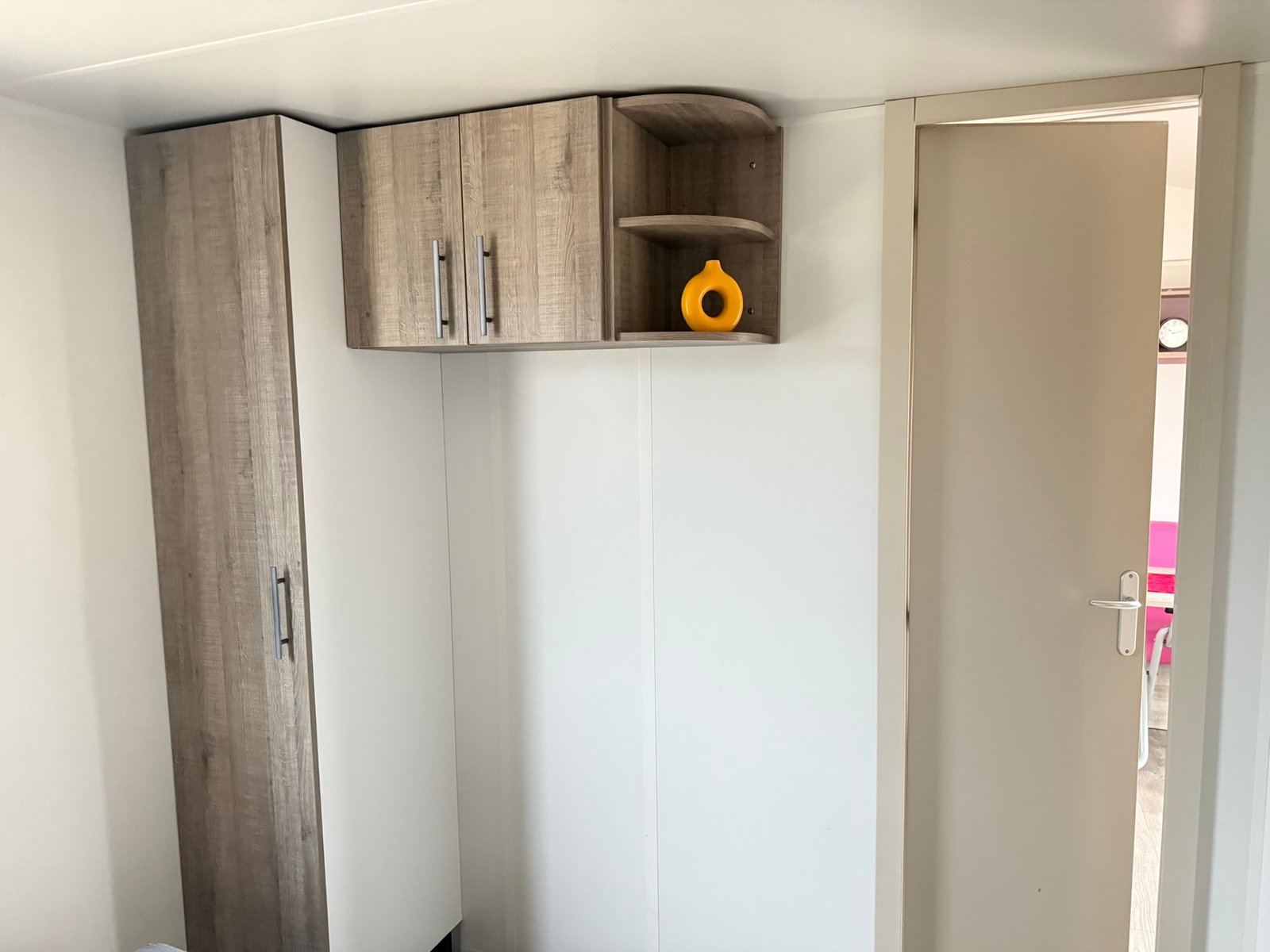 Mobil-home IRM Loggia – Style Moderne + Terrasse Usine – 32 m² – Image 10