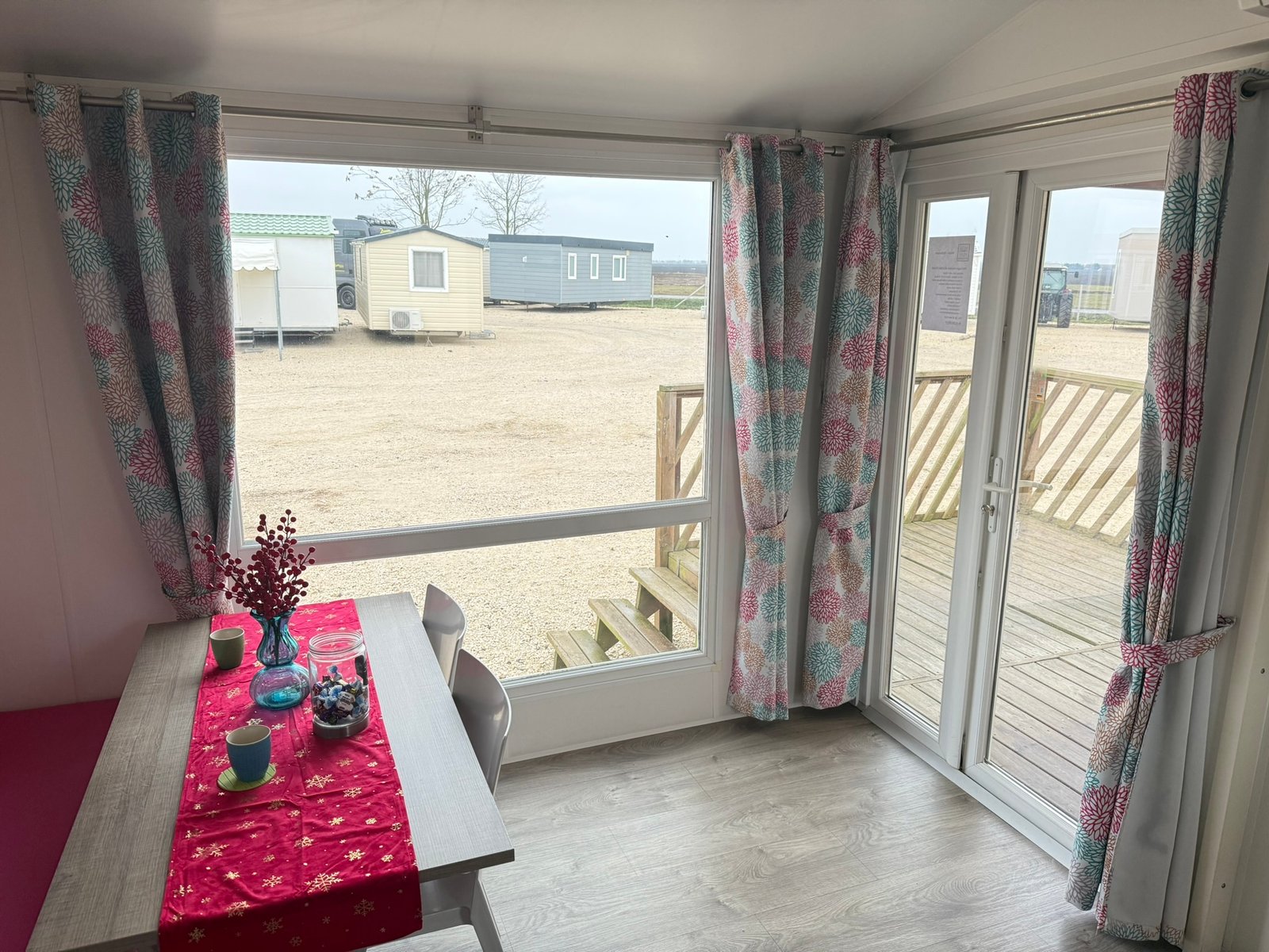Mobil-home IRM Loggia – Style Moderne + Terrasse Usine – 32 m² – Image 11