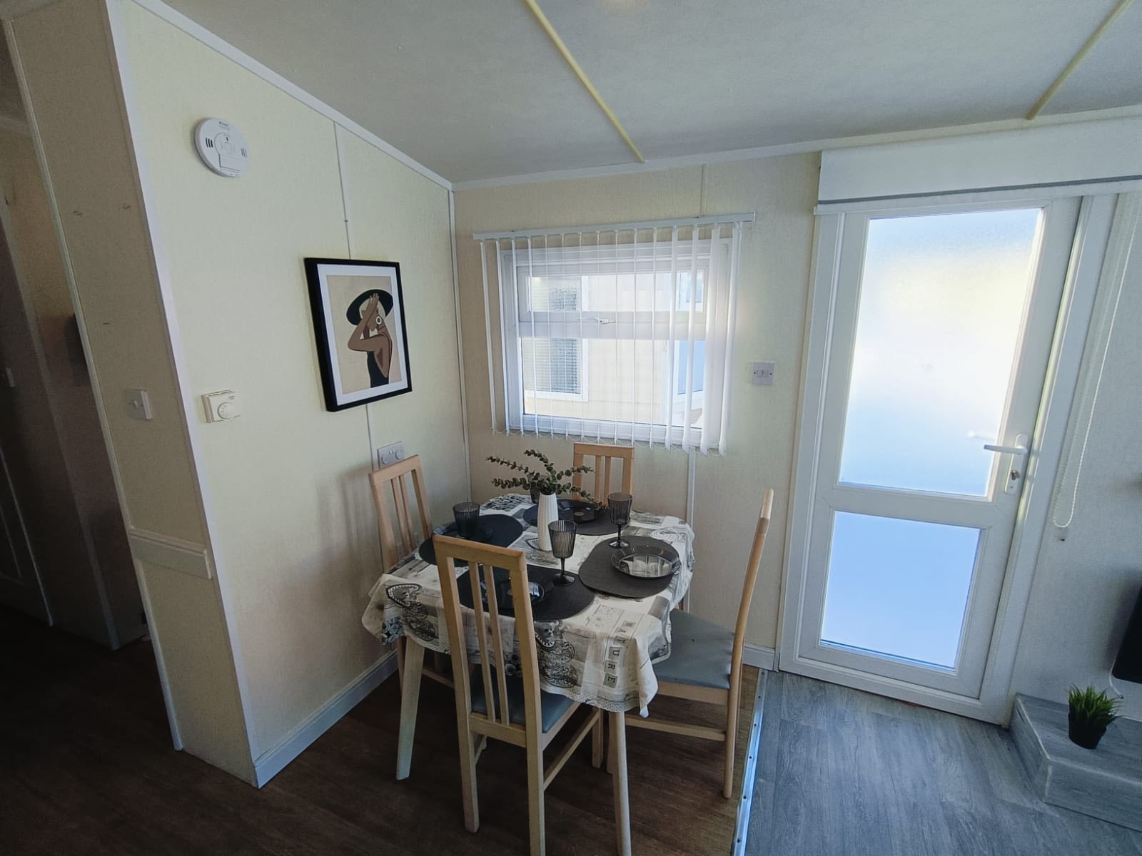 Maison Mobile Omar Adagio – 10.8m, 2 Chambres, 2 Salles de Bain, Chauffage Gaz, Isolée – Image 16