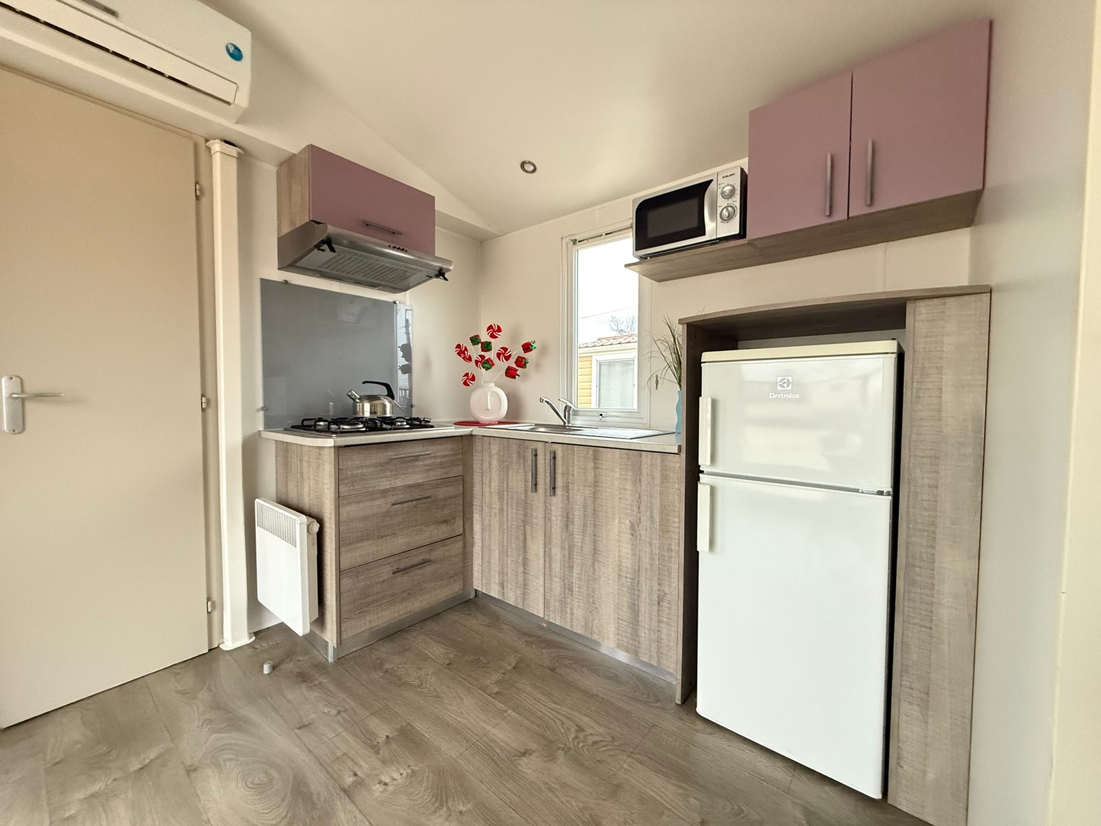 Mobil-home IRM Loggia – Style Moderne + Terrasse Usine – 32 m² – Image 14